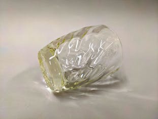 白瑠璃ガラス 十一方流れロックグラス